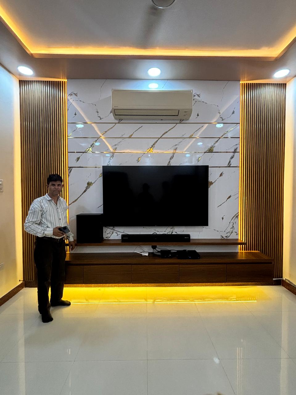LCD Panel 9